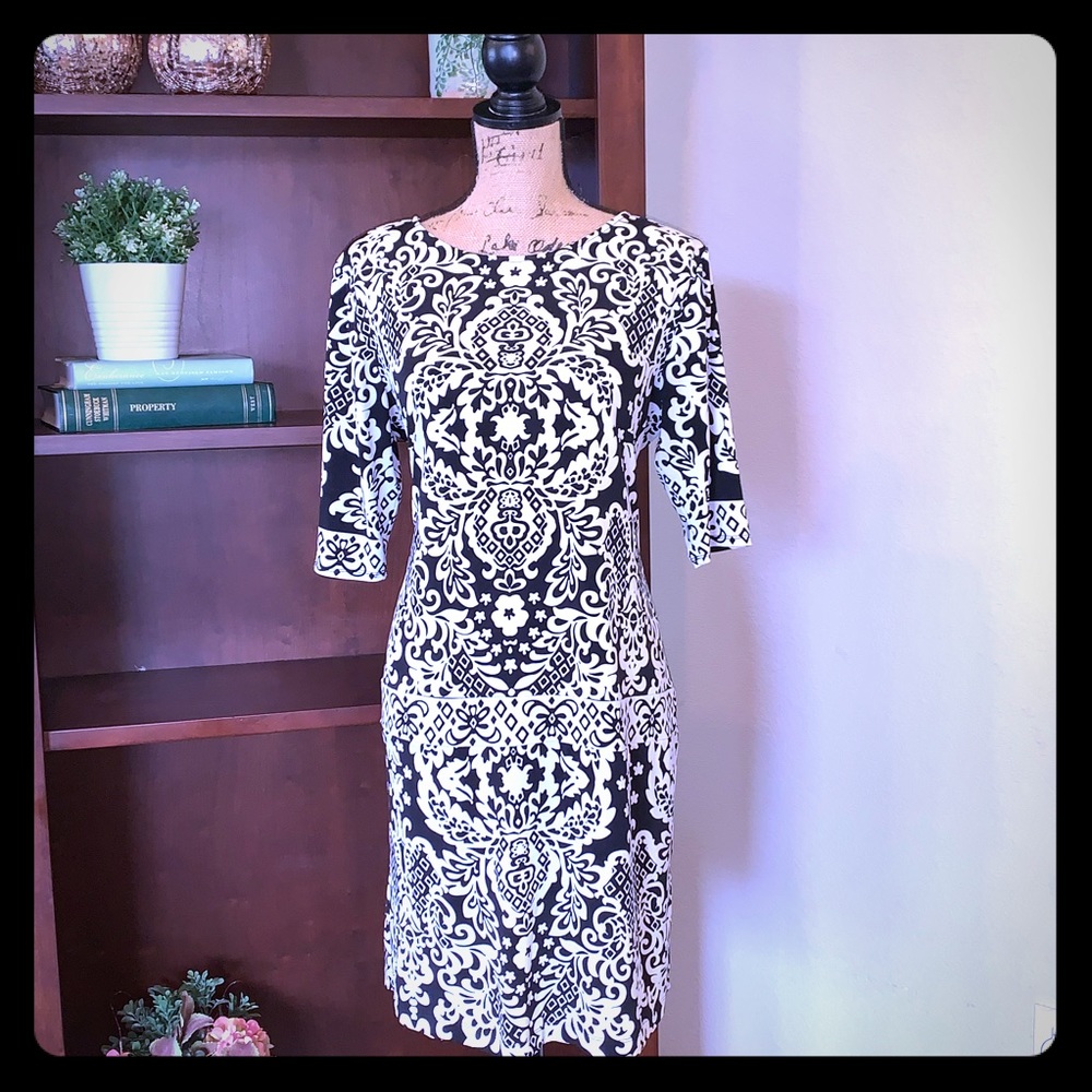 Black & White Shift Dress Bateau Neck Large